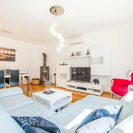 Apartment Anna *